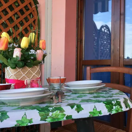 Apartman Cozy With Balcony-beahost